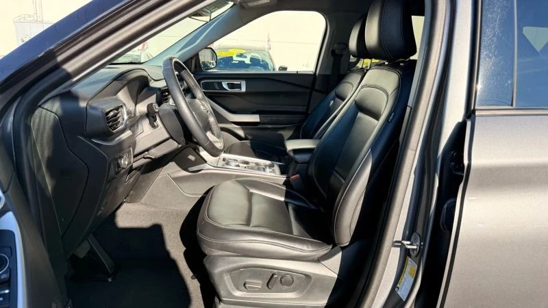 2024 Ford Explorer 6th Gen - Image 12 of 12