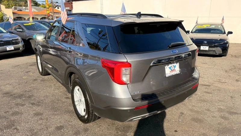 2024 Ford Explorer 6th Gen - Image 5 of 12