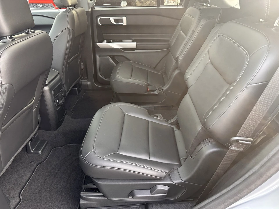 2024 Ford Explorer 6th Gen - Image 12 of 12