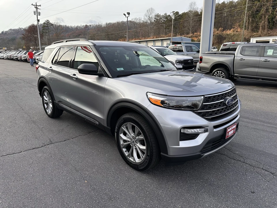 2024 Ford Explorer 6th Gen - Image 4 of 12