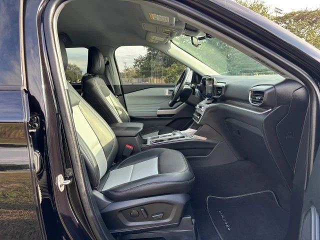 2024 Ford Explorer 6th Gen - Image 8 of 21