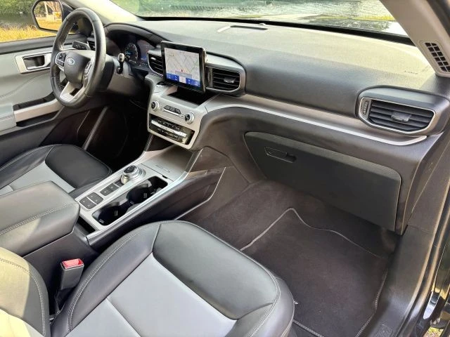 2024 Ford Explorer 6th Gen - Image 9 of 21