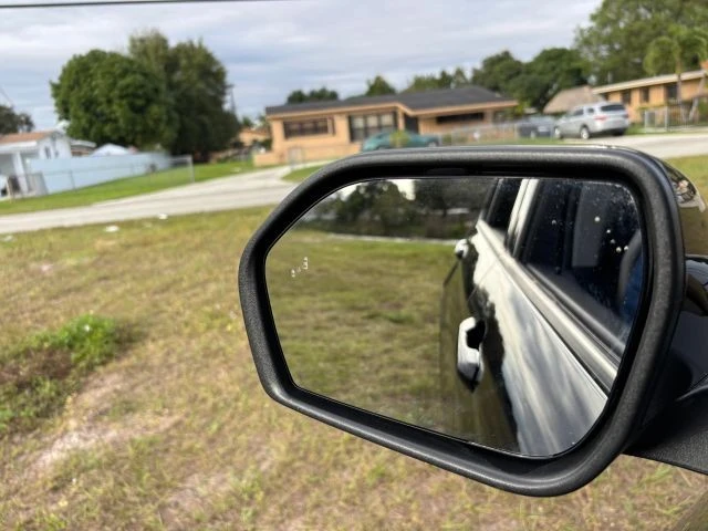 2024 Ford Explorer 6th Gen - Image 20 of 21