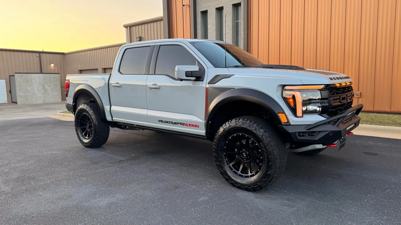 2024 Ford F-150 14th Gen - Image 2 of 31