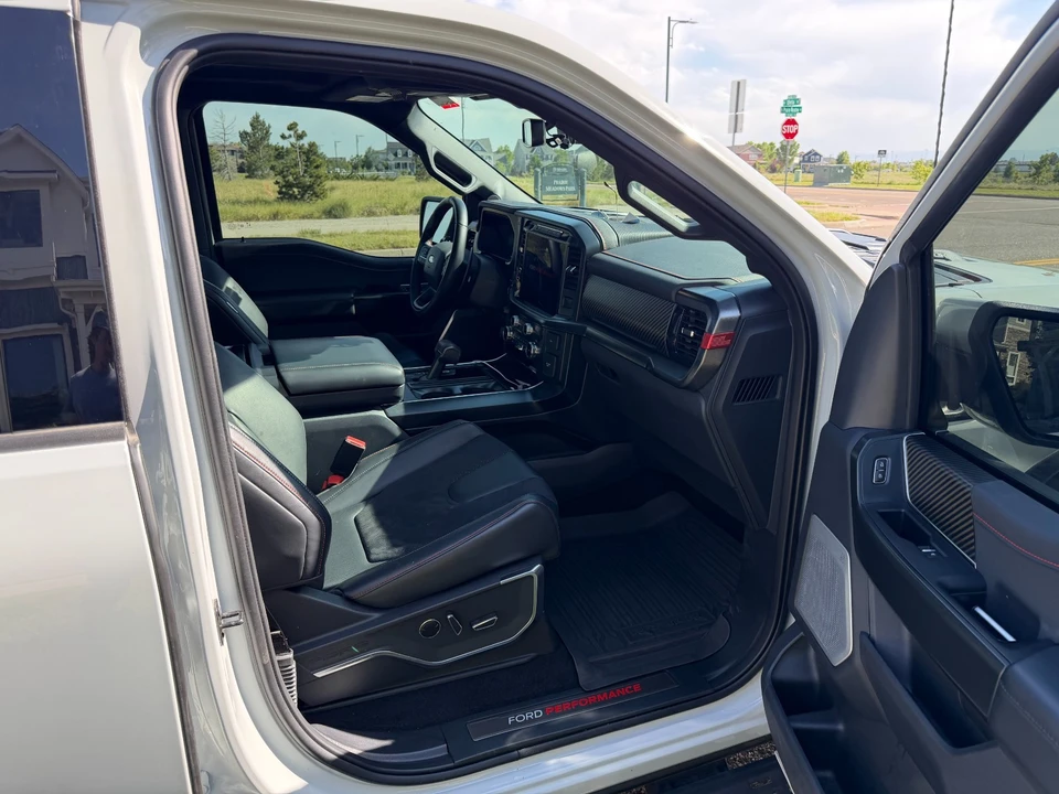 2024 Ford F-150 Raptor 14th Gen - Image 17 of 18