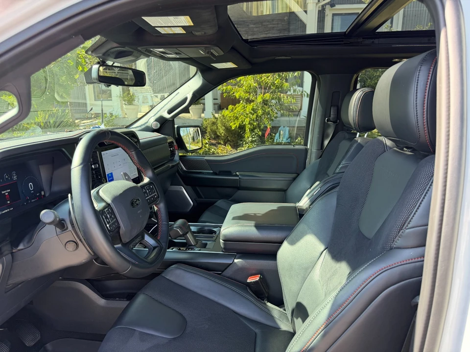 2024 Ford F-150 Raptor 14th Gen - Image 16 of 18