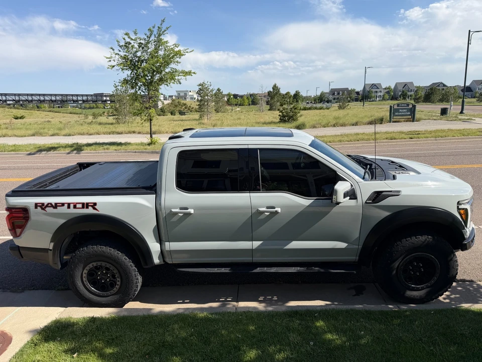 2024 Ford F-150 Raptor 14th Gen - Image 10 of 18