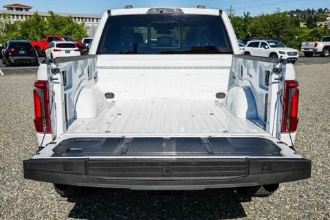 2024 Ford F-150 Raptor 14th Gen - Image 26 of 31