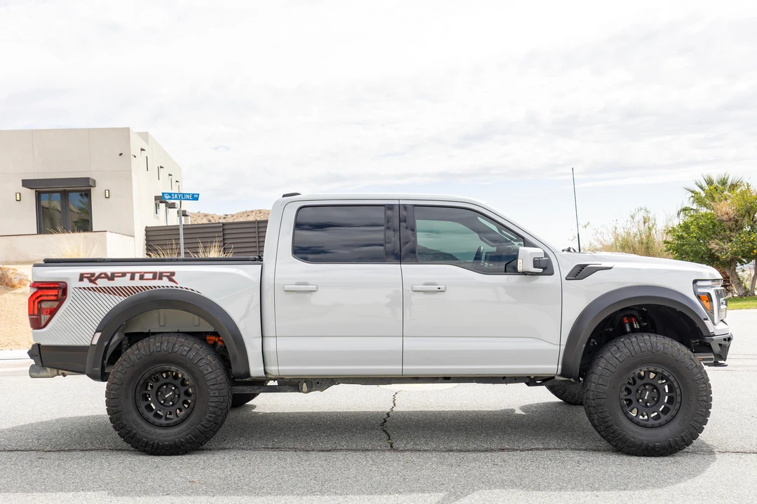 2024 Ford F-150 Raptor 14th Gen - Image 3 of 31