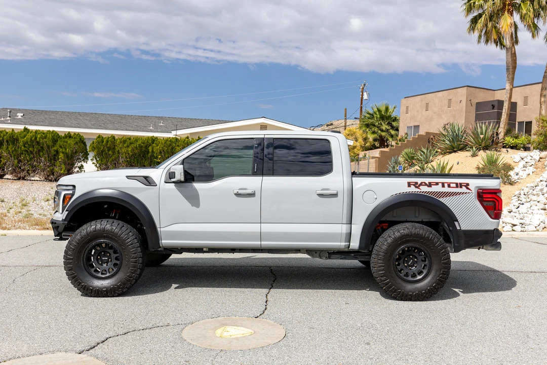2024 Ford F-150 Raptor 14th Gen - Image 8 of 31