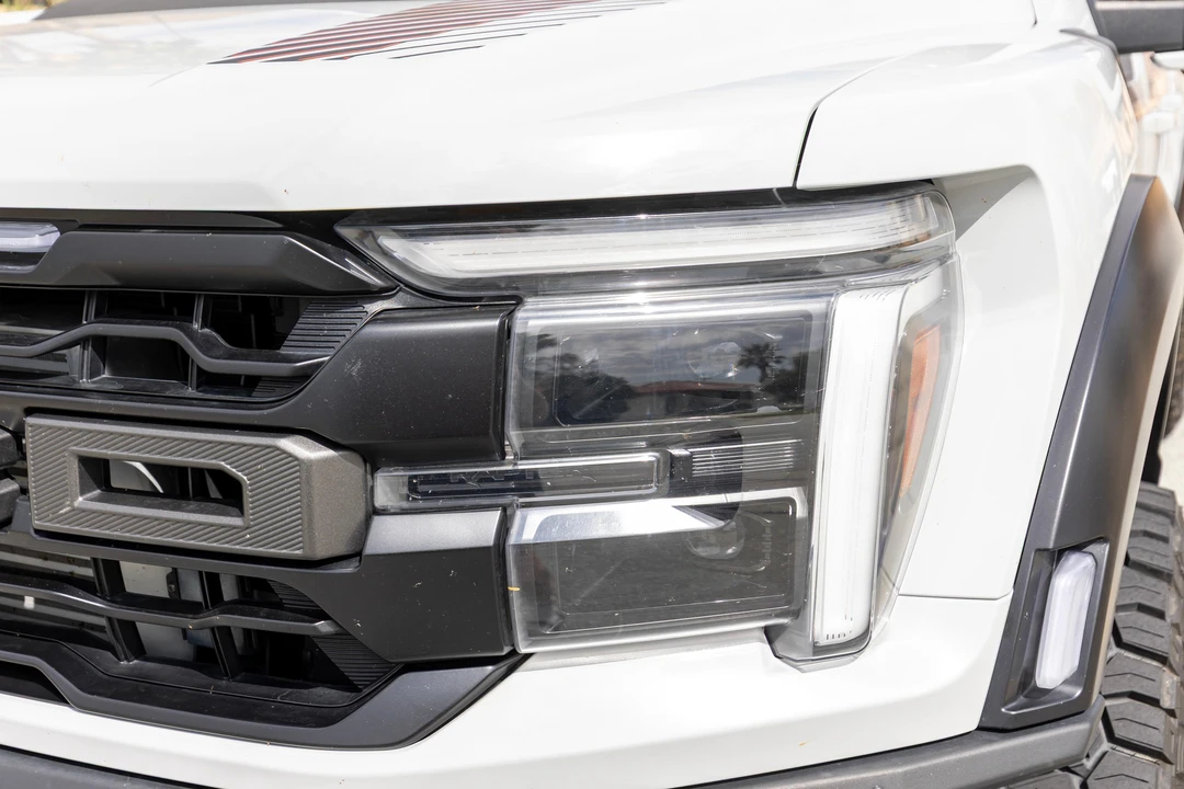 2024 Ford F-150 Raptor 14th Gen - Image 16 of 31