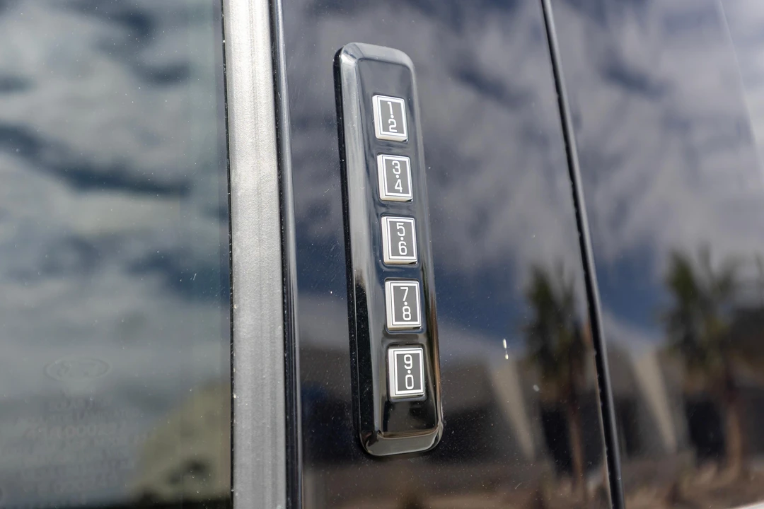2024 Ford F-150 Raptor 14th Gen - Image 20 of 31