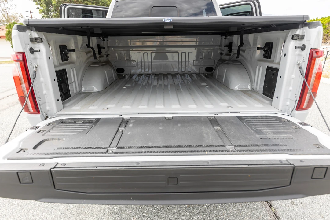 2024 Ford F-150 Raptor 14th Gen - Image 25 of 31