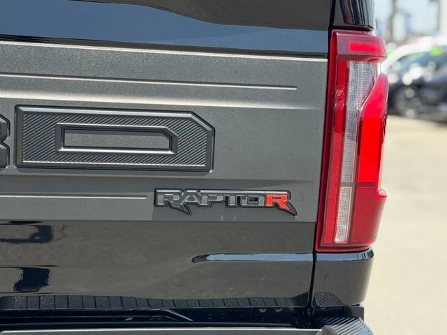 2024 Ford F-150 Raptor 14th Gen - Image 14 of 31