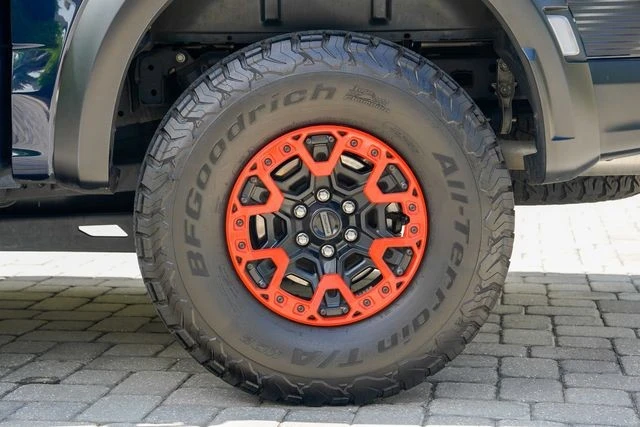 2024 Ford F-150 Raptor 14th Gen - Image 16 of 31
