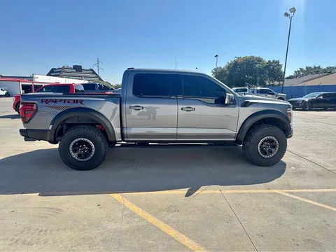 2024 Ford F-150 Raptor Pickup 4D 5 1/2 ft