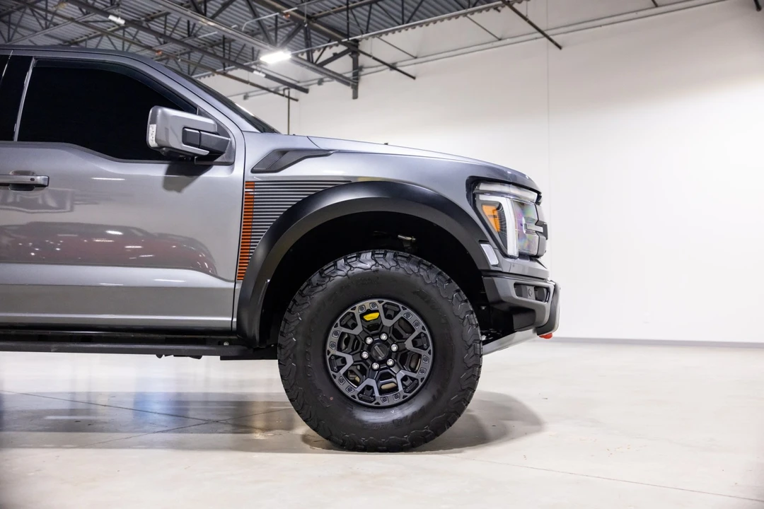 2024 Ford F-150 Raptor 14th Gen - Image 23 of 31