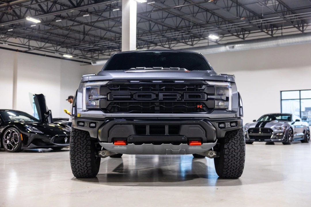 2024 Ford F-150 Raptor 14th Gen - Image 2 of 31