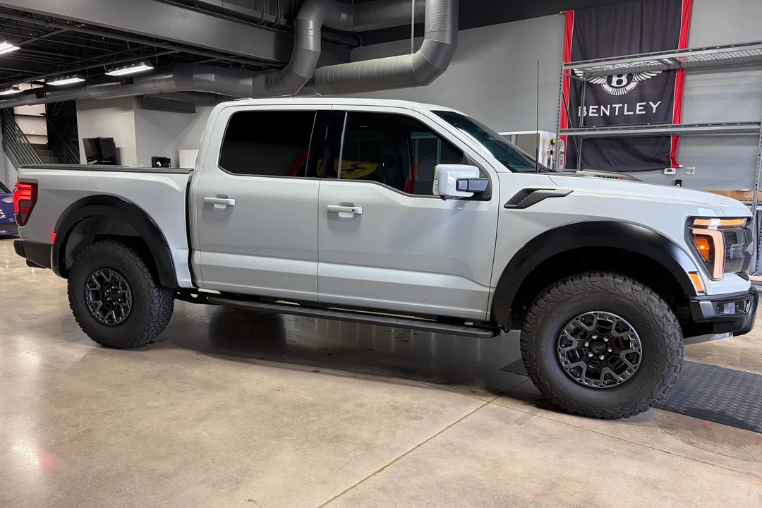 2024 Ford F-150 Raptor 14th Gen - Image 3 of 31