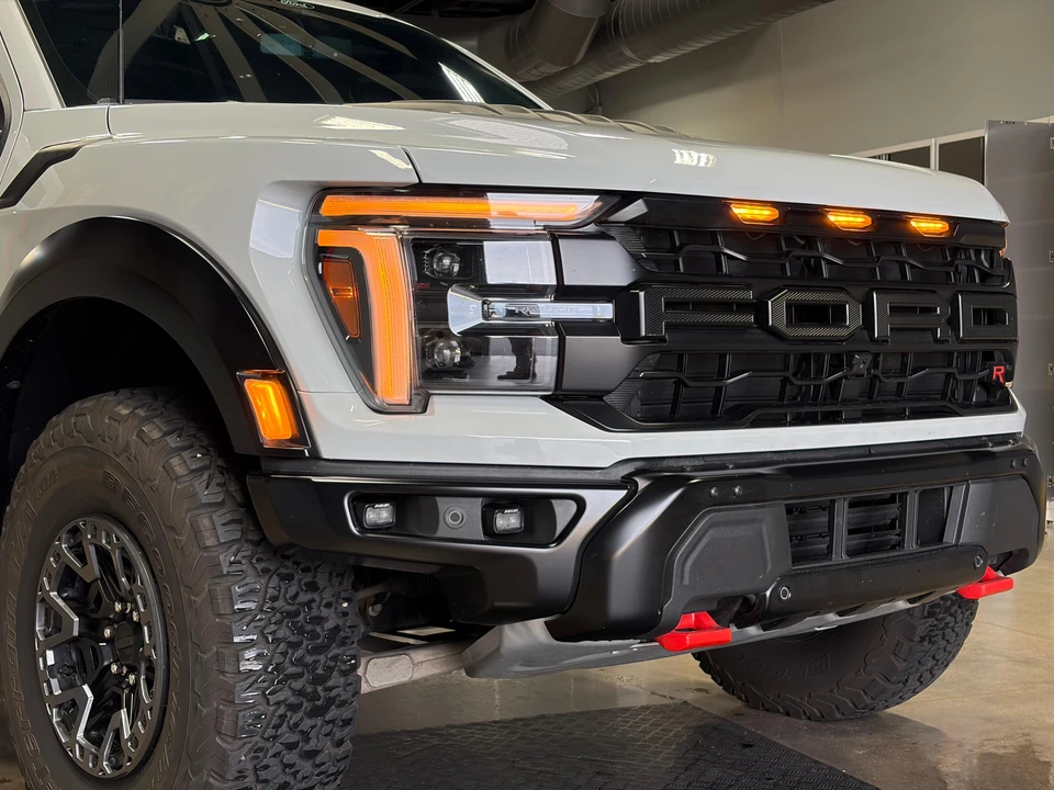 2024 Ford F-150 Raptor 14th Gen - Image 16 of 31