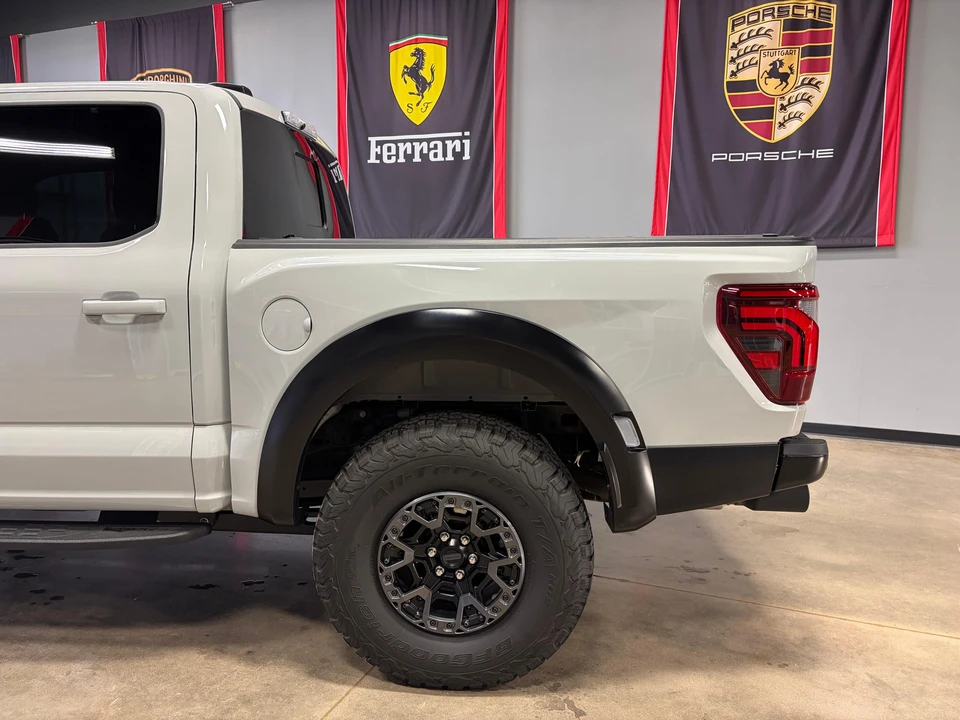2024 Ford F-150 Raptor 14th Gen - Image 22 of 31