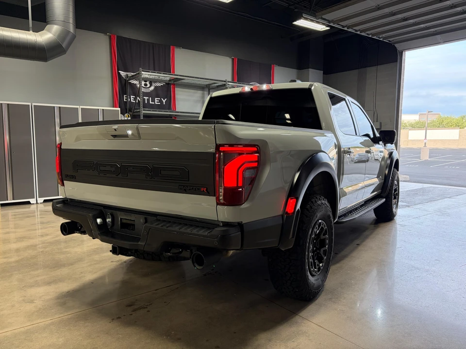 2024 Ford F-150 Raptor 14th Gen - Image 12 of 31