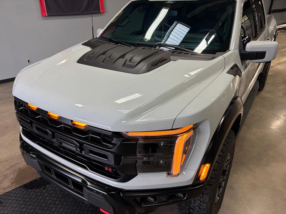 2024 Ford F-150 Raptor 14th Gen - Image 17 of 31