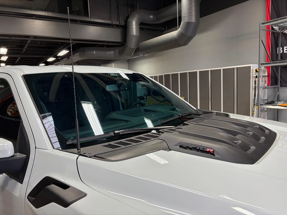 2024 Ford F-150 Raptor 14th Gen - Image 15 of 31