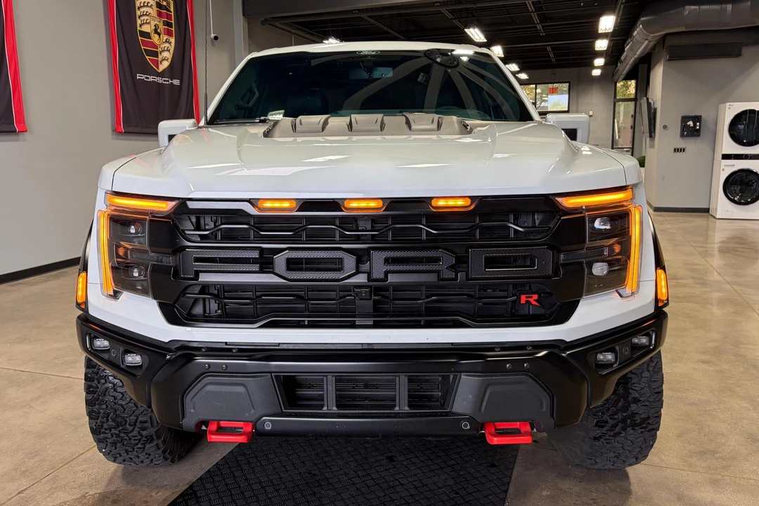 2024 Ford F-150 Raptor 14th Gen - Image 2 of 31