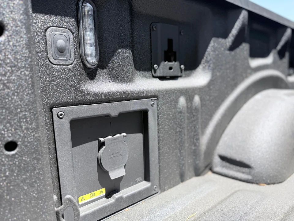 2024 Ford F-150 Raptor 14th Gen - Image 22 of 31