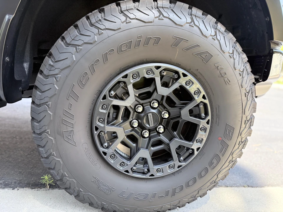 2024 Ford F-150 Raptor 14th Gen - Image 26 of 31