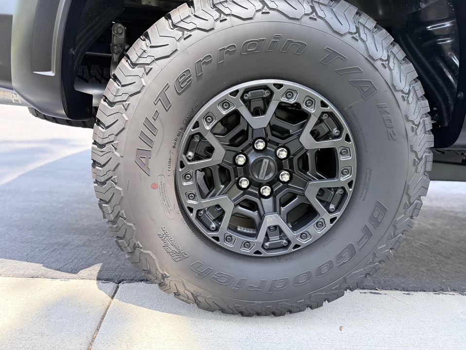 2024 Ford F-150 Raptor 14th Gen - Image 25 of 31