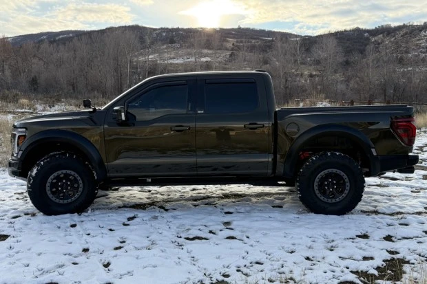 2024 Ford F-150 Raptor 14th Gen - Image 3 of 8
