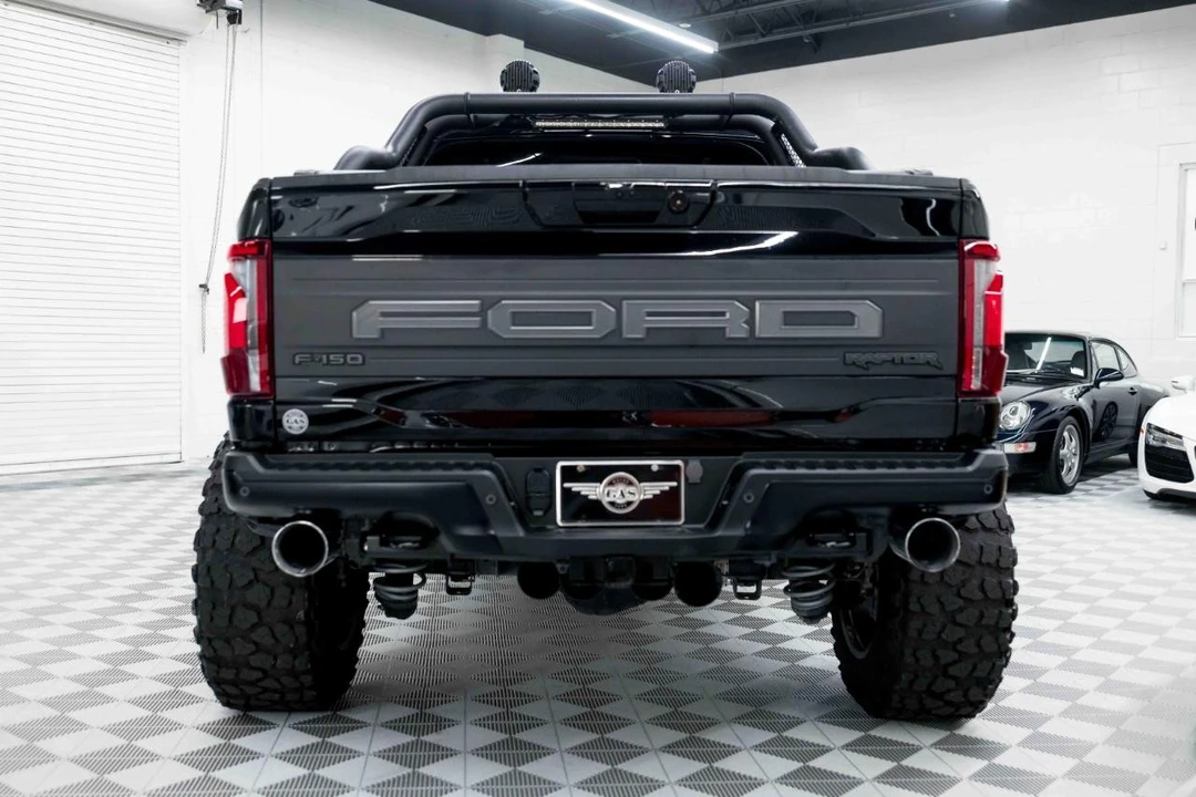2024 Ford F-150 Raptor 14th Gen - Image 8 of 31