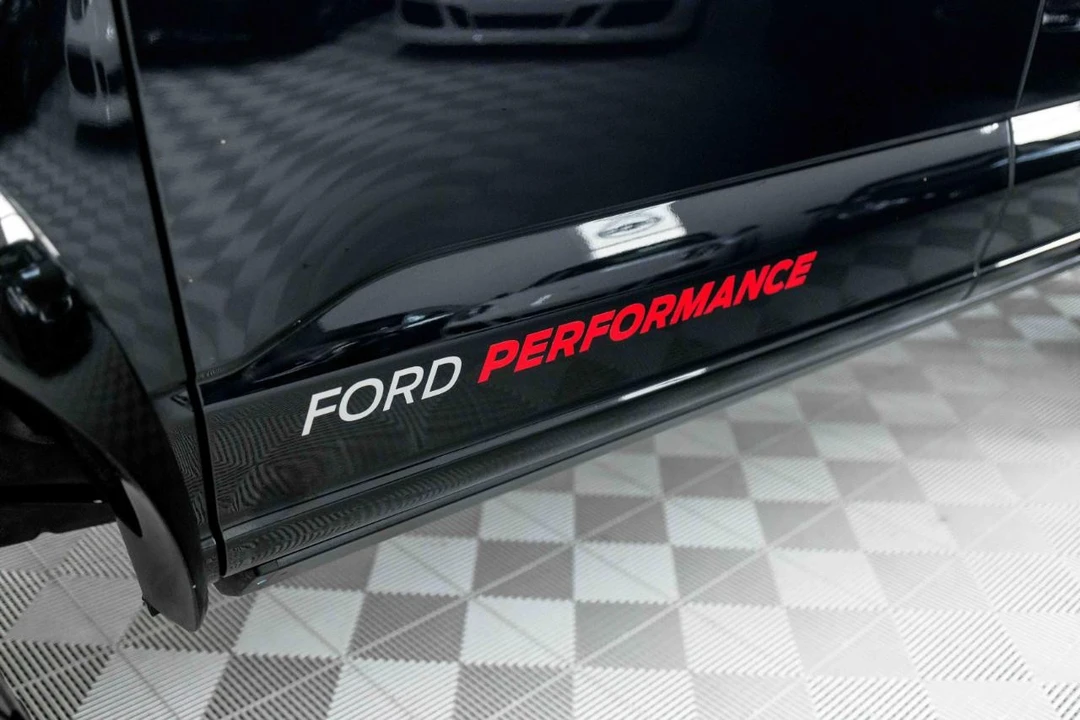 2024 Ford F-150 Raptor 14th Gen - Image 14 of 31