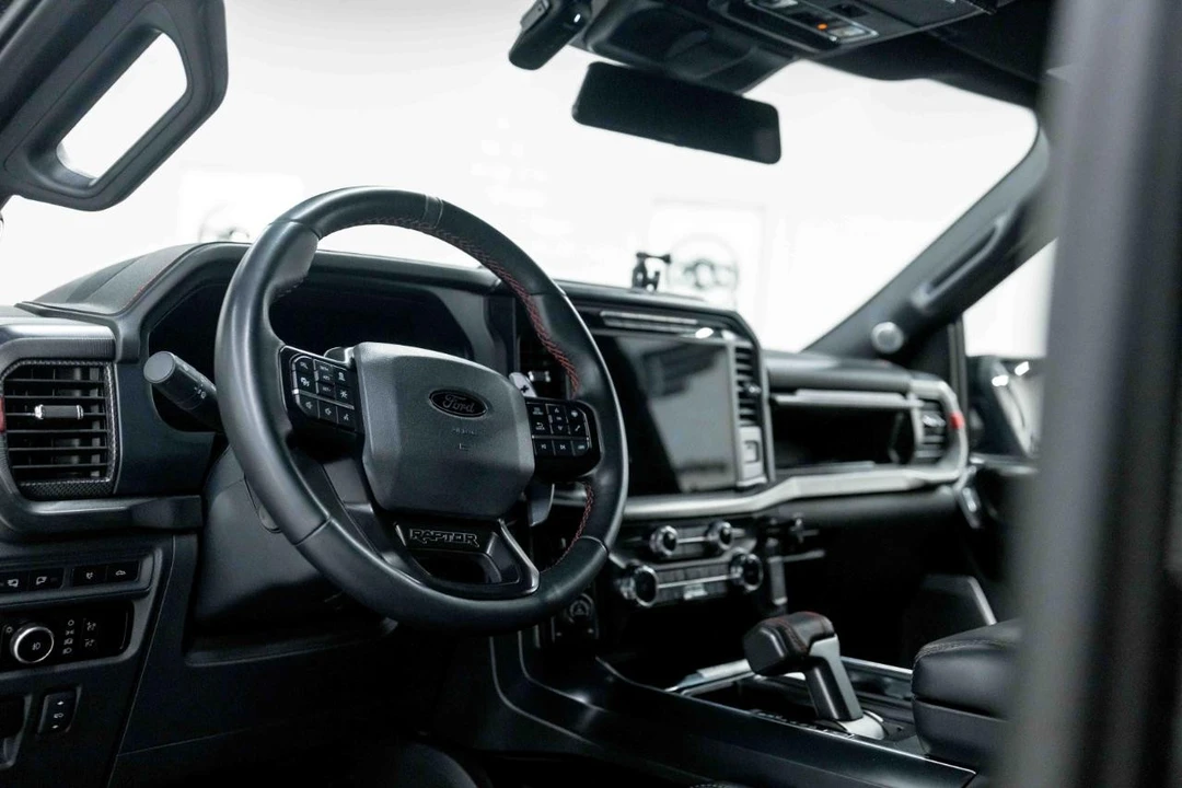 2024 Ford F-150 Raptor 14th Gen - Image 2 of 31