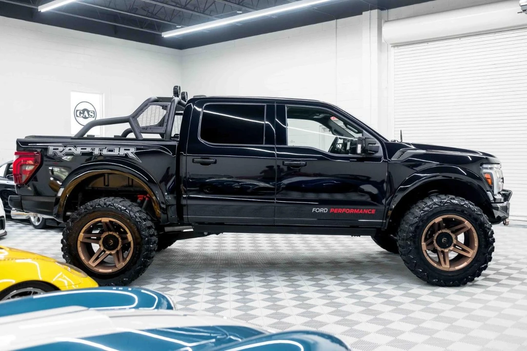 2024 Ford F-150 Raptor 14th Gen - Image 6 of 31