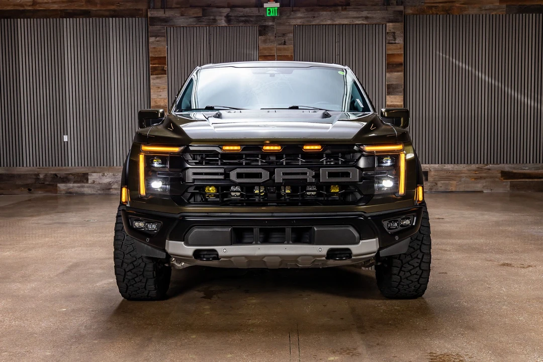 2024 Ford F-150 Raptor 14th Gen - Image 2 of 31