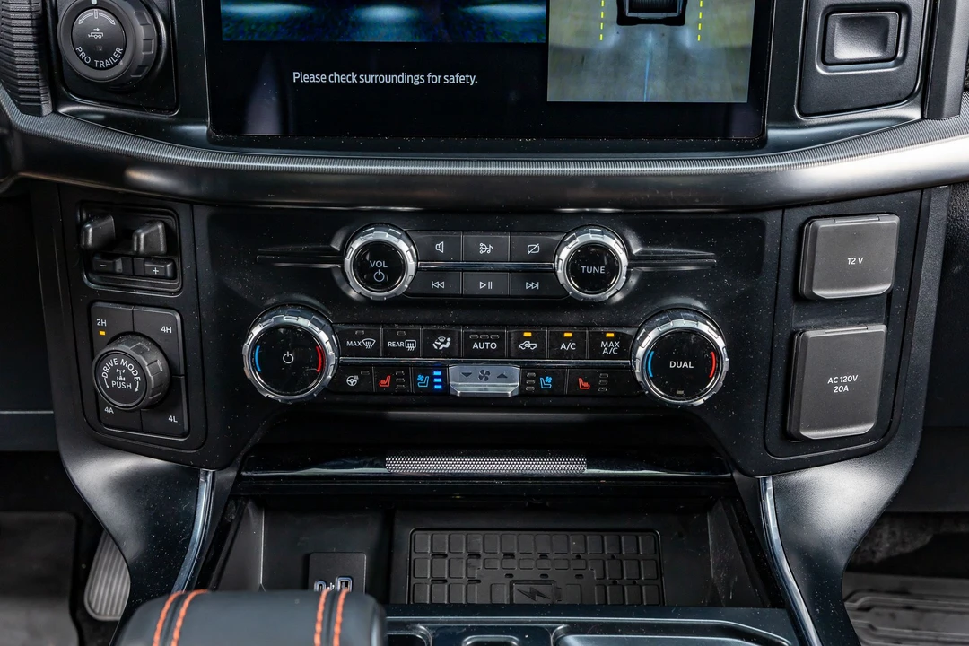 2024 Ford F-150 Raptor 14th Gen - Image 26 of 31