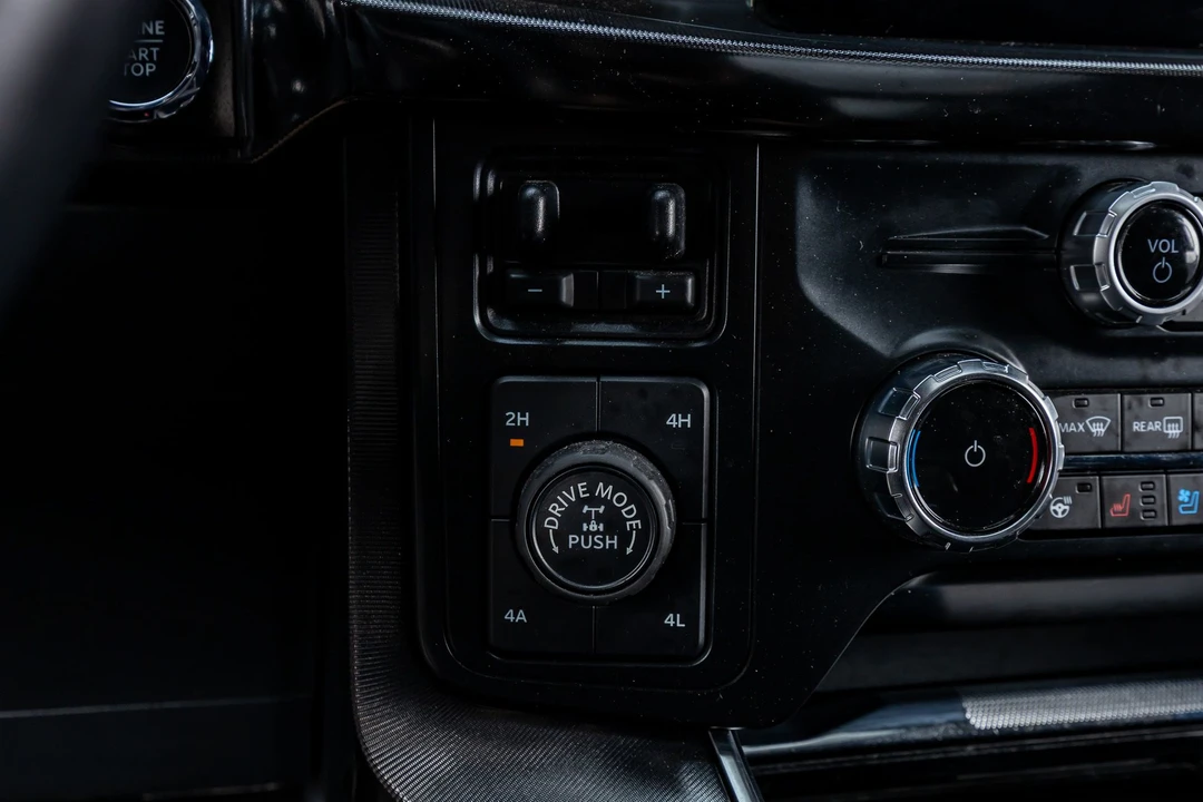 2024 Ford F-150 Raptor 14th Gen - Image 23 of 31