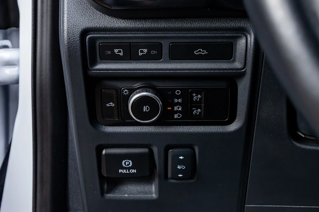 2024 Ford F-150 Raptor 14th Gen - Image 21 of 31