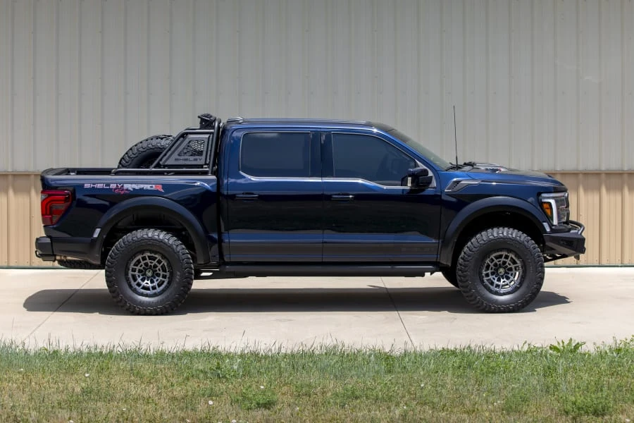 2024 Ford F-150 Raptor 14th Gen - Image 2 of 31