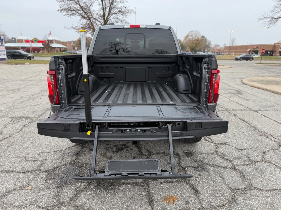 2024 Ford F-150 14th Gen - Image 19 of 21