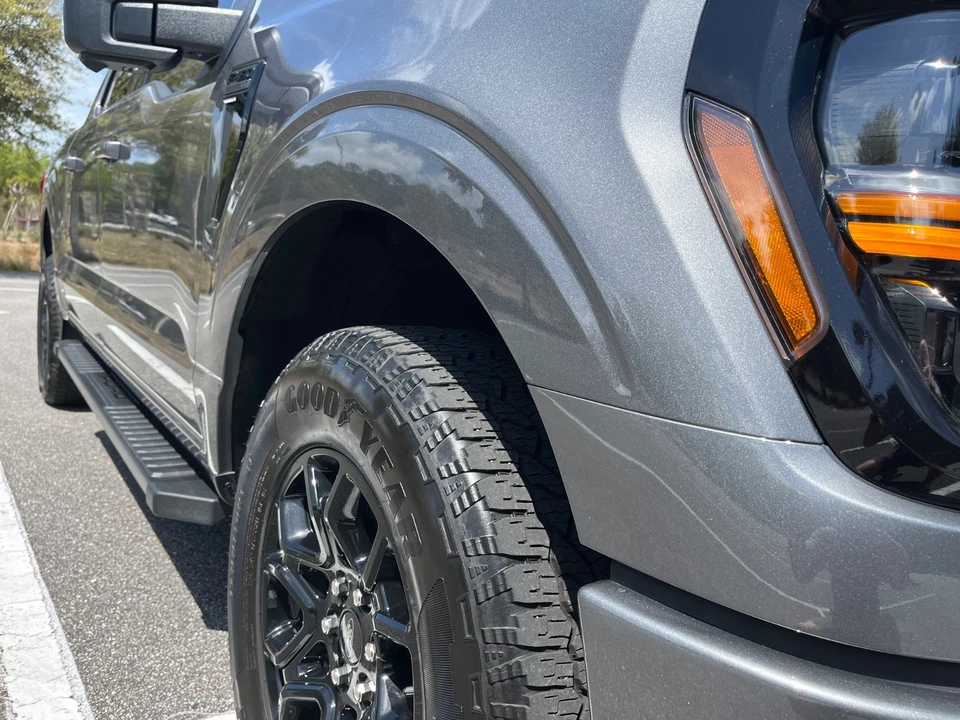 2024 Cadillac Escalade 4th Gen - Image 15 of 21