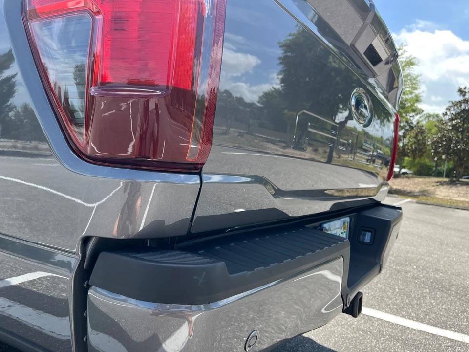 2024 Cadillac Escalade 4th Gen - Image 10 of 21