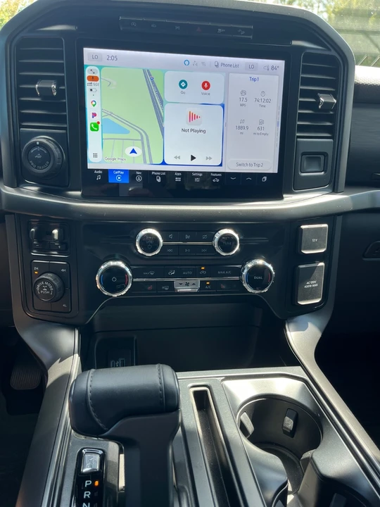2024 Cadillac Escalade 4th Gen - Image 19 of 21