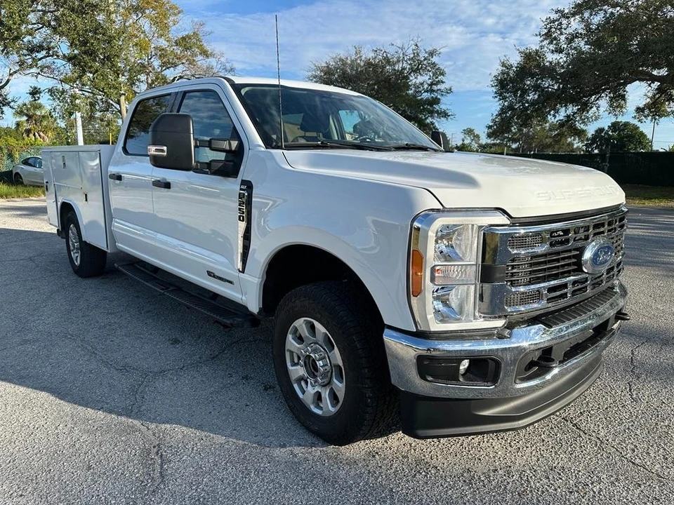 2024 Ford Super Duty 5th Gen - Image 2 of 18