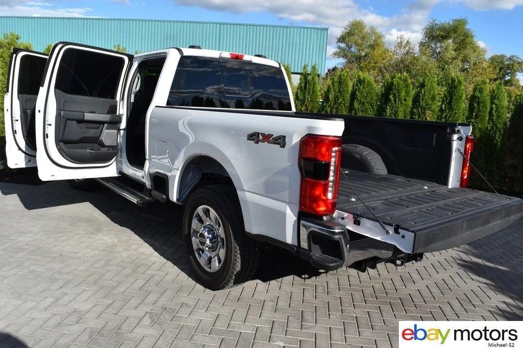 2024 Ford Super Duty 5th Gen - Image 18 of 21