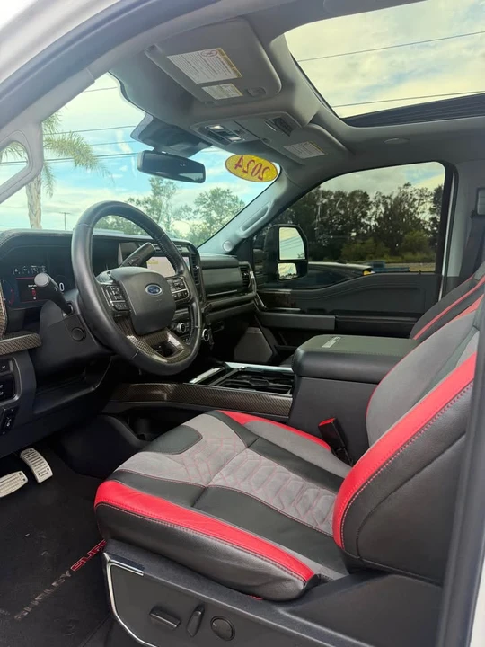 2024 Ford Super Duty 5th Gen - Image 6 of 8