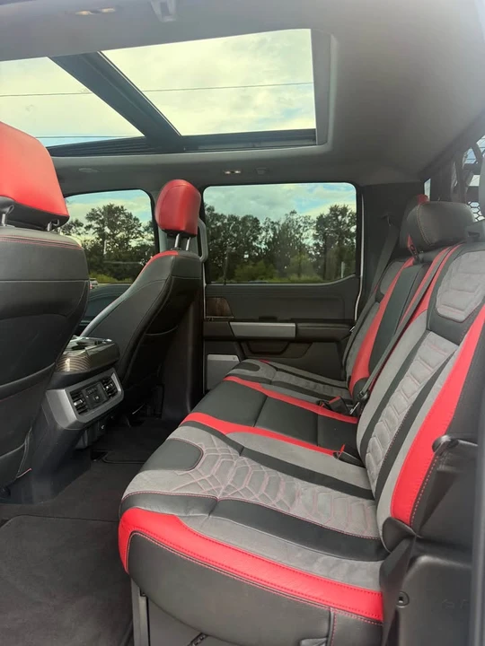 2024 Ford Super Duty 5th Gen - Image 7 of 8